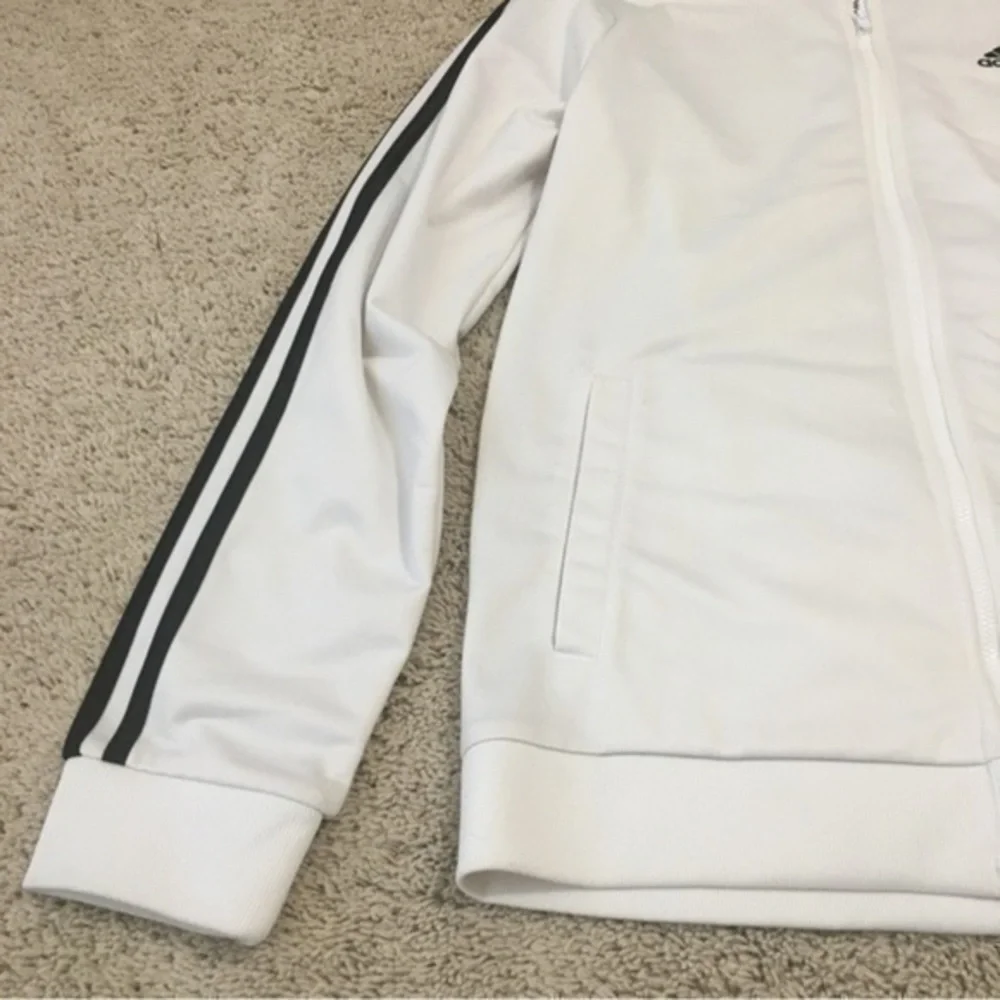 Adidas white full zip up boys size extra large 18-20
